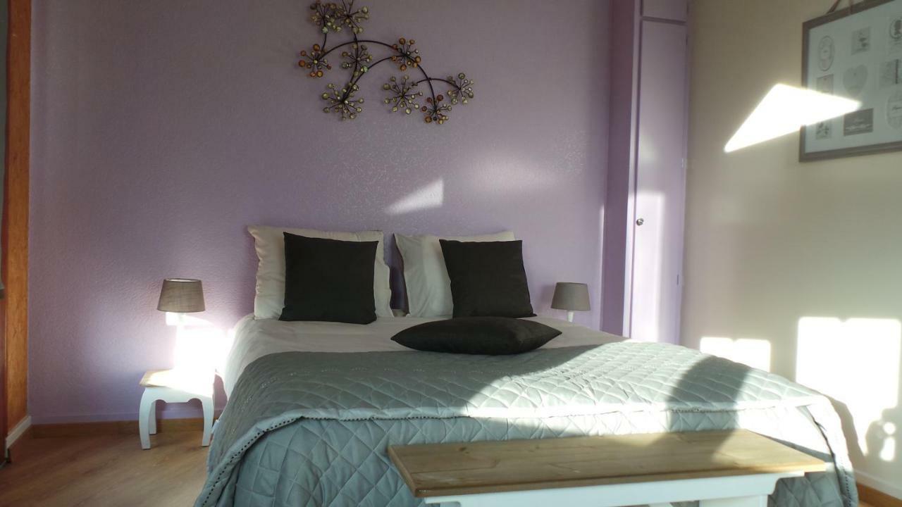 Studios Etape Du Lac Bourbon-Lancy Bagian luar foto